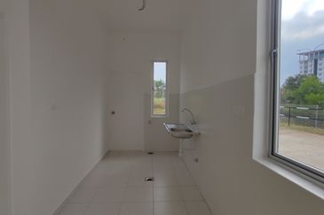 Single Storey High Ground Ready to Move In New House From Developer Labu Seremban Bandar Enstek Seremban 2 