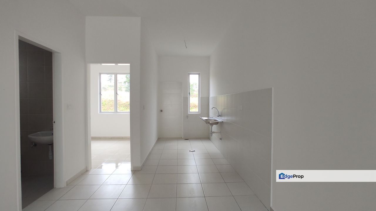 Single Storey High Ground Ready to Move In New House From Developer Labu Seremban Bandar Enstek Seremban 2 , Negeri Sembilan, Seremban