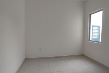 Single Storey High Ground Ready to Move In New House From Developer Labu Seremban Bandar Enstek Seremban 2 