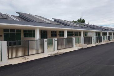 Single Storey High Ground Ready to Move In New House From Developer Labu Seremban Bandar Enstek Seremban 2 