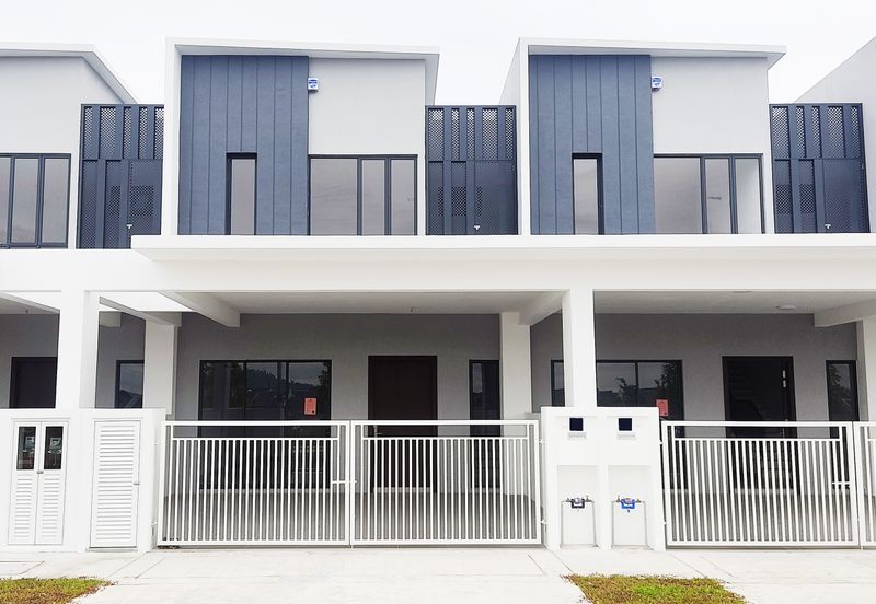 Seremban 2 Storey Resort Residence Azalea Clover Bandar Sri Sendayan