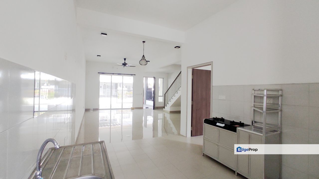 Seremban 2 Storey with Guarded Community & Next to Center Park | Embun, Bandar Ainsdale, Negeri Sembilan, Seremban