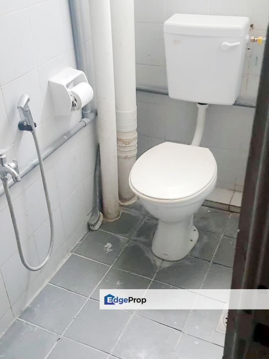 Kemayan Square Refurbished Ground Floor Shoplot Facing Main Road Seremban, Negeri Sembilan, Seremban