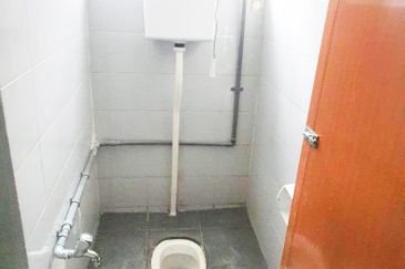 Kemayan Square Refurbished Ground Floor Shoplot Facing Main Road Seremban