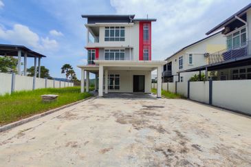 Seremban 2.5 Storey Brand New Bungalow | Taman Cenderawasih, Mambau Seremban