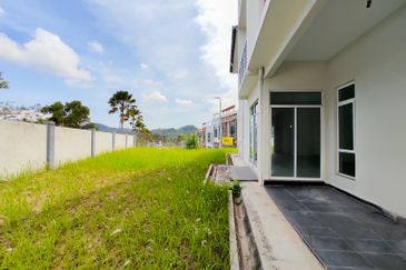 Seremban 2.5 Storey Brand New Bungalow | Taman Cenderawasih, Mambau Seremban