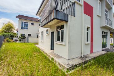 Seremban 2.5 Storey Brand New Bungalow | Taman Cenderawasih, Mambau Seremban