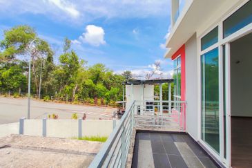 Seremban 2.5 Storey Brand New Bungalow | Taman Cenderawasih, Mambau Seremban