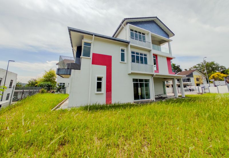 Seremban 2.5 Storey Brand New Bungalow | Taman Cenderawasih, Mambau Seremban