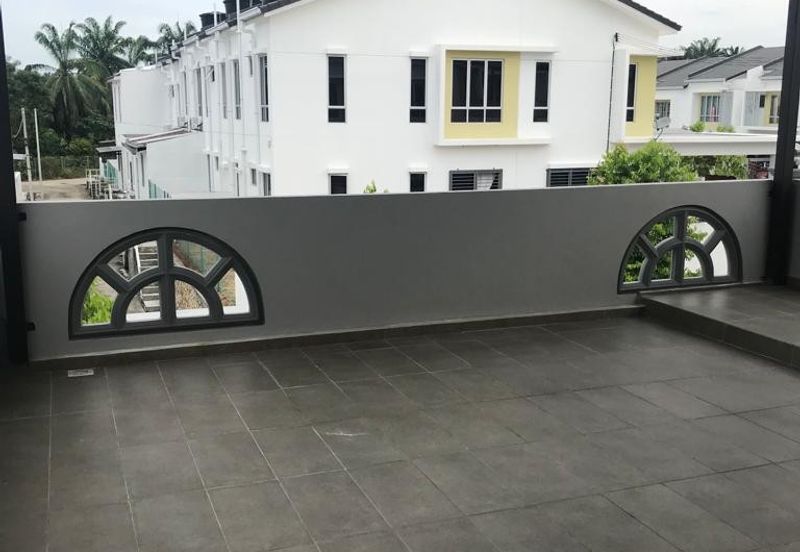Seremban 2 Storey Tiara Sendayan Extended Balcony Classy Renovated