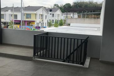 Seremban 2 Storey Tiara Sendayan Extended Balcony Classy Renovated