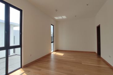 [Ready Move In] 2 Storey Bungalow with Cash Back | Bandar Sri Sendayan