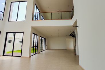 [Ready Move In] 2 Storey Bungalow with Cash Back | Bandar Sri Sendayan