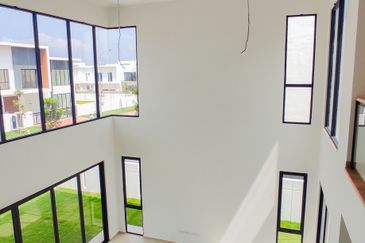 [Ready Move In] 2 Storey Bungalow with Cash Back | Bandar Sri Sendayan