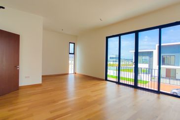 [Ready Move In] 2 Storey Bungalow with Cash Back | Bandar Sri Sendayan