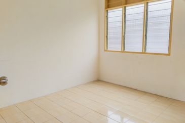 Seremban 2 Storey Corner Newly Renovated | Taman Rasah Jaya 