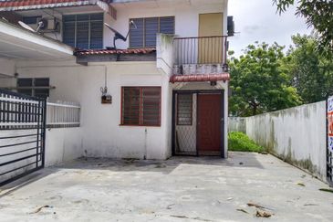 Seremban 2 Storey Corner Newly Renovated | Taman Rasah Jaya 