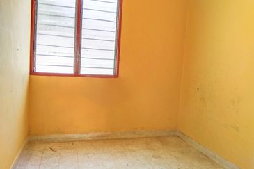 Seremban 2 Storey Corner Newly Renovated | Taman Rasah Jaya 