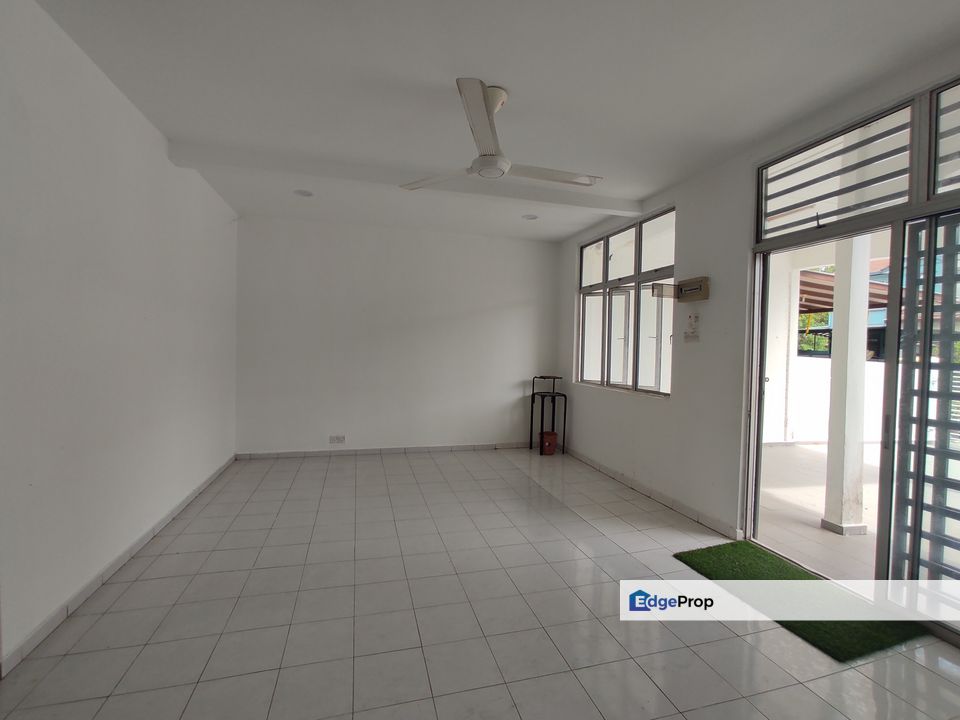 Seremban 2 Storey Newly Renovated 33ft backyard | Seremban Jaya Senawang, Negeri Sembilan, Seremban