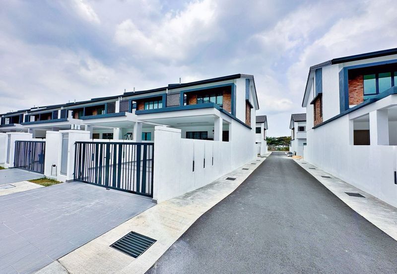 Seremban 2 Storey Terraced End Lot For Rent | Rimbun Kiara Kepayang Seremban Town
