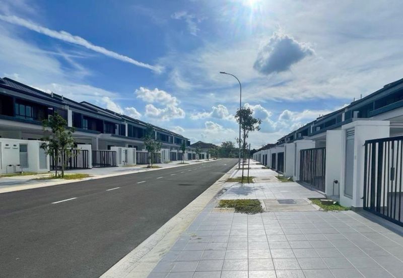 Seremban 2 Storey Terraced End Lot For Rent | Rimbun Kiara Kepayang Seremban Town