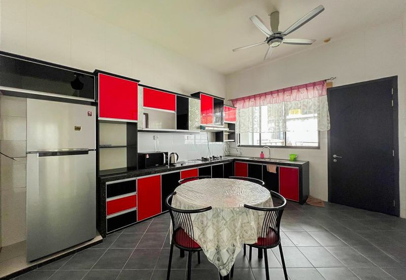 Aviva Green S2 Height Seremban 2 Storey Semi-D Facing Open For Rent