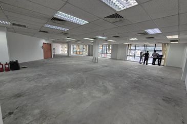 Office Unit ( Corner ) Seremban City Centre 3,066 sqft Nice Corner View