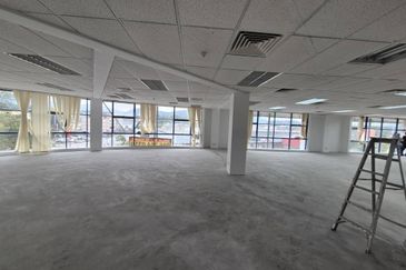 Office Unit ( Corner ) Seremban City Centre 3,066 sqft Nice Corner View