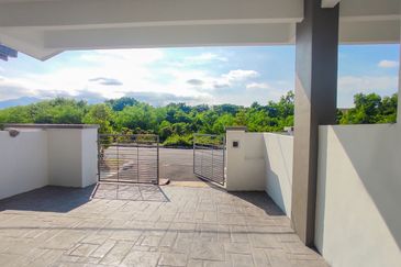 Seremban Rumah Teres Baru Ready Move In Hadap Kawasan Terbuka Hanya RM300 | Bandar Seremban Selatan