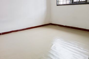 Rumah Teres 2 Tingkat dekat Pantai Telok Kemang Port Dickson