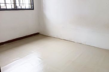 Rumah Teres 2 Tingkat dekat Pantai Telok Kemang Port Dickson