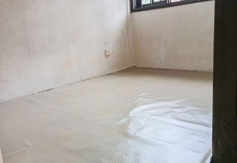 Rumah Teres 2 Tingkat dekat Pantai Telok Kemang Port Dickson