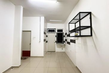 Rumah Teres Sewa | Taman Belida Batu 8, Port Dickson