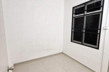 Rumah Teres Sewa | Taman Belida Batu 8, Port Dickson