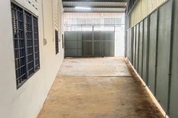 Senawang Light Industrial 1.5 Storey Endlot Factory Sungai Gadut 