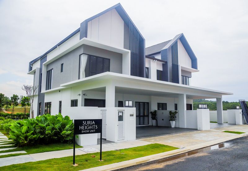 Semi-D Premium Freehold | Smart Home | View Tasik & Golf | Rendah Kepadatan & Gated — Pilihan Eksklusif untuk Keluarga Moden