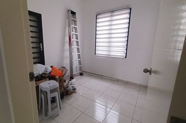  Tiara Sendayan Single Storey 