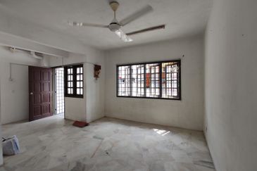 Rumah 2 Tingkat Depan Rumah Nampak Laut!  | Taman Bayu Port Dickson