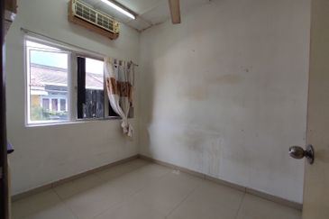 Rumah 2 Tingkat Depan Rumah Nampak Laut!  | Taman Bayu Port Dickson