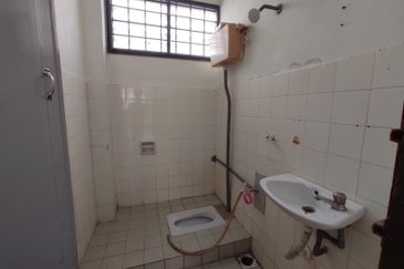 Rumah 2 Tingkat Depan Rumah Nampak Laut!  | Taman Bayu Port Dickson