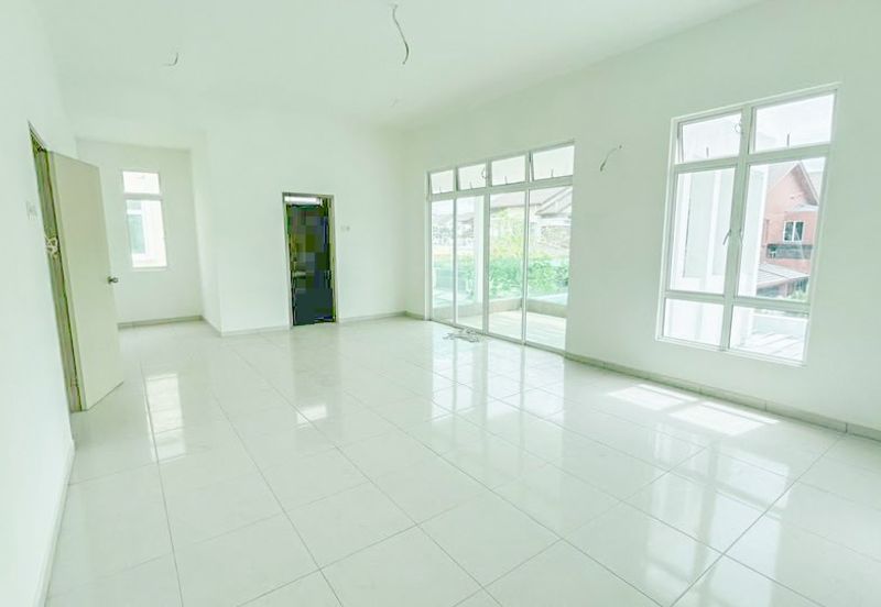 Modern 2-Storey Bungalow Walking Distance to KTM Sg Gadut Tmn Bukit Senawang 