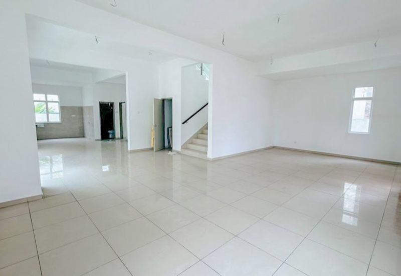 Modern 2-Storey Bungalow Walking Distance to KTM Sg Gadut Tmn Bukit Senawang 