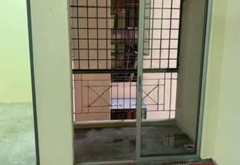 Seremban 2 Cempaka Dahlia Flat Central Park Apartment For Rent Garden Avenue S2