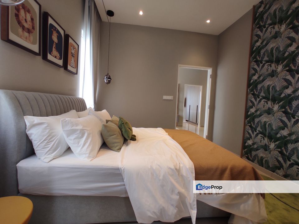 Seremban 2 storey New House on High Ground Laman Sendayan 2 Mambau , Negeri Sembilan, Seremban