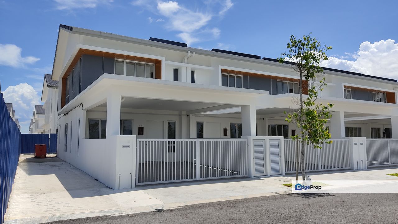 Seremban 2 storey New House on High Ground Laman Sendayan 2 Mambau , Negeri Sembilan, Seremban