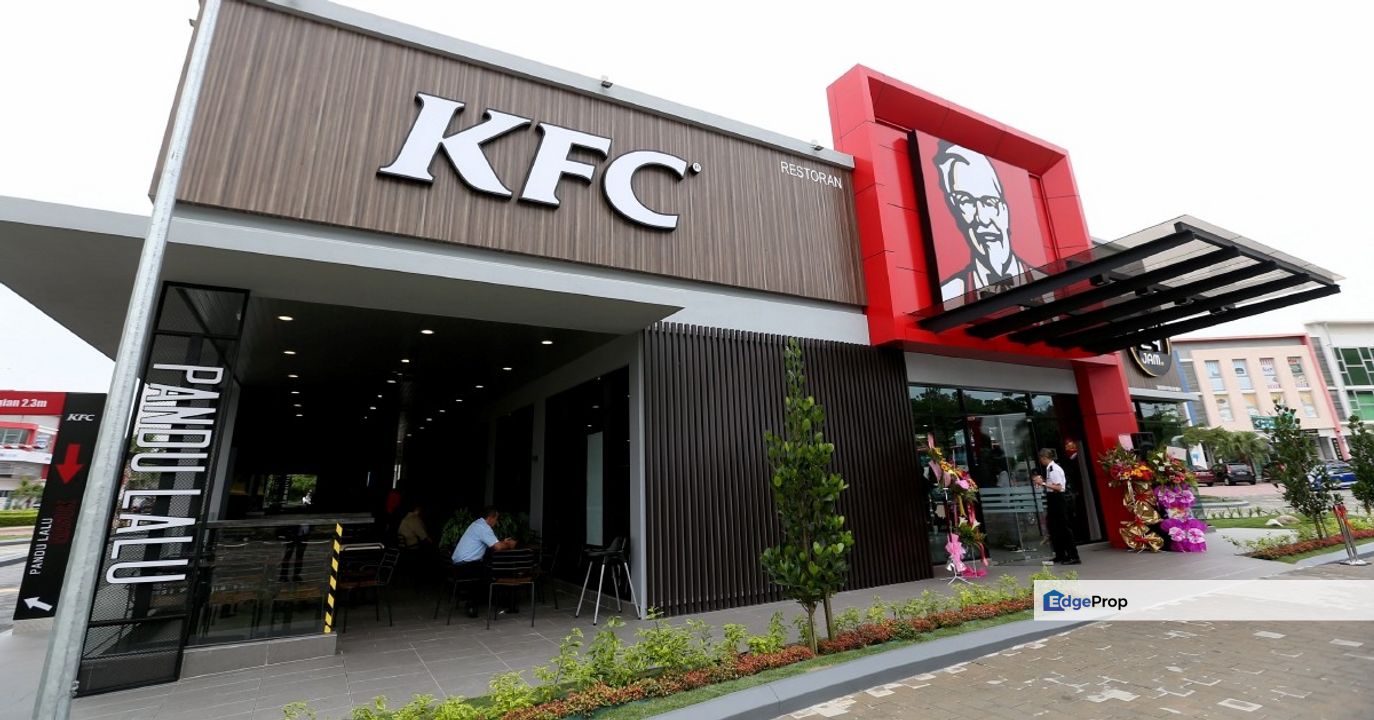 High Exposure Shoplot @ Metropark Sendayan | GF 2400sf | Near KFC dSora Masjid Bandar Sri Sendayan, Negeri Sembilan, Seremban