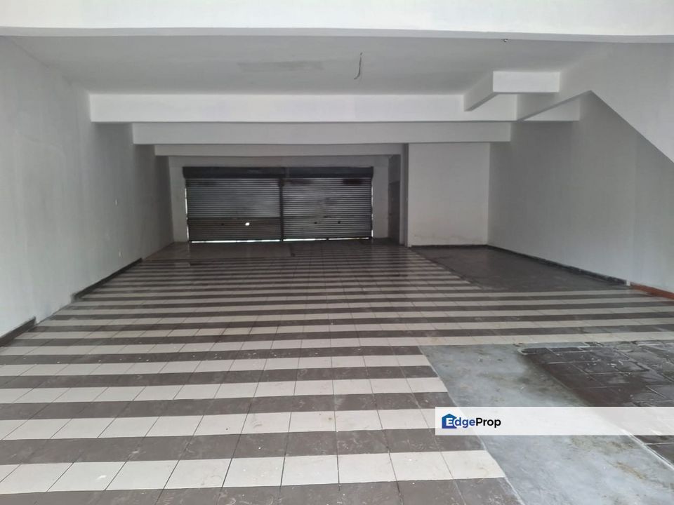 High Exposure Shoplot @ Metropark Sendayan | GF 2400sf | Near KFC dSora Masjid Bandar Sri Sendayan, Negeri Sembilan, Seremban