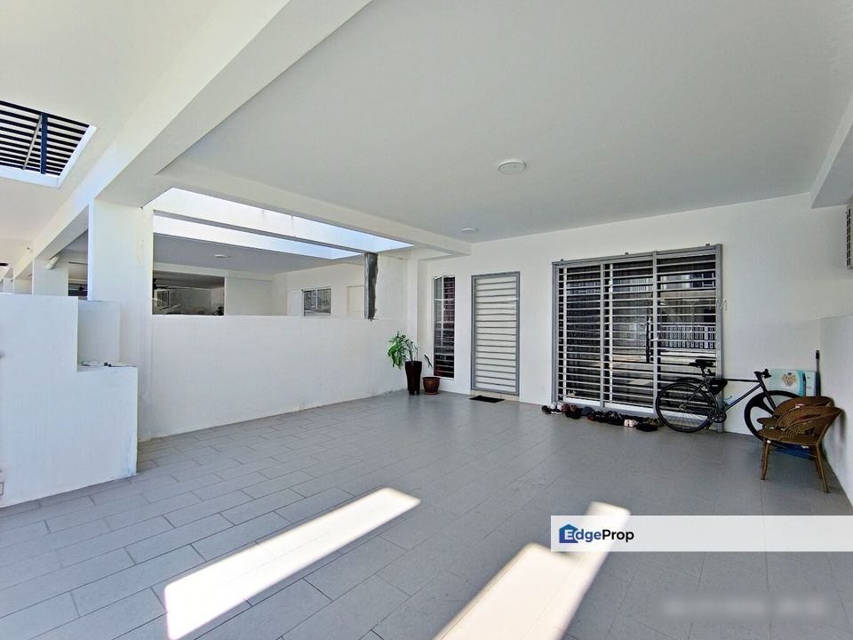 FREEHOLD Hill Top Ready Move In Damaris For Sale | Next to RK S2, Negeri Sembilan, Seremban