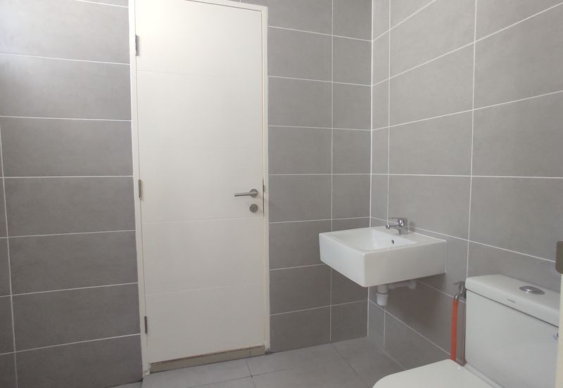 BAYU SUTERA PRECINT 2B