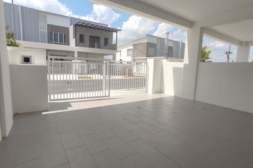 BAYU SUTERA PRECINT 2B